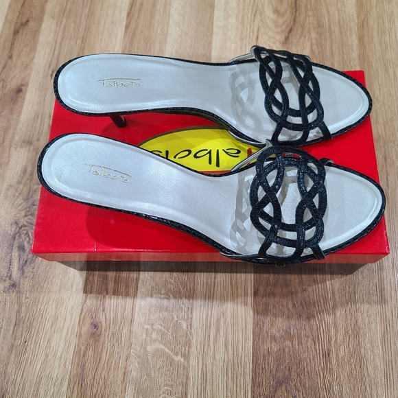 New Talbots Filomena Black Snakeskin Mid-Height Women's Slip-on, Size 11 - Picture 2 of 12